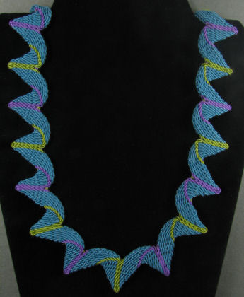 Ply-split necklace 11